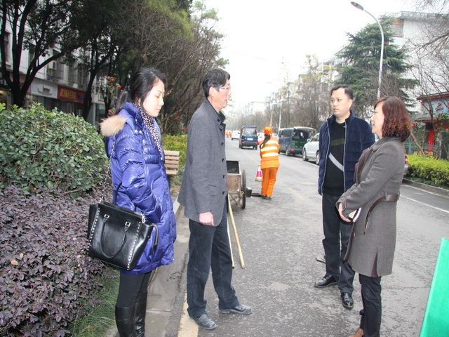玄武區(qū)舉辦外來市政設(shè)施養(yǎng)護(hù)企業(yè)現(xiàn)場(chǎng)觀摩交流會(huì)